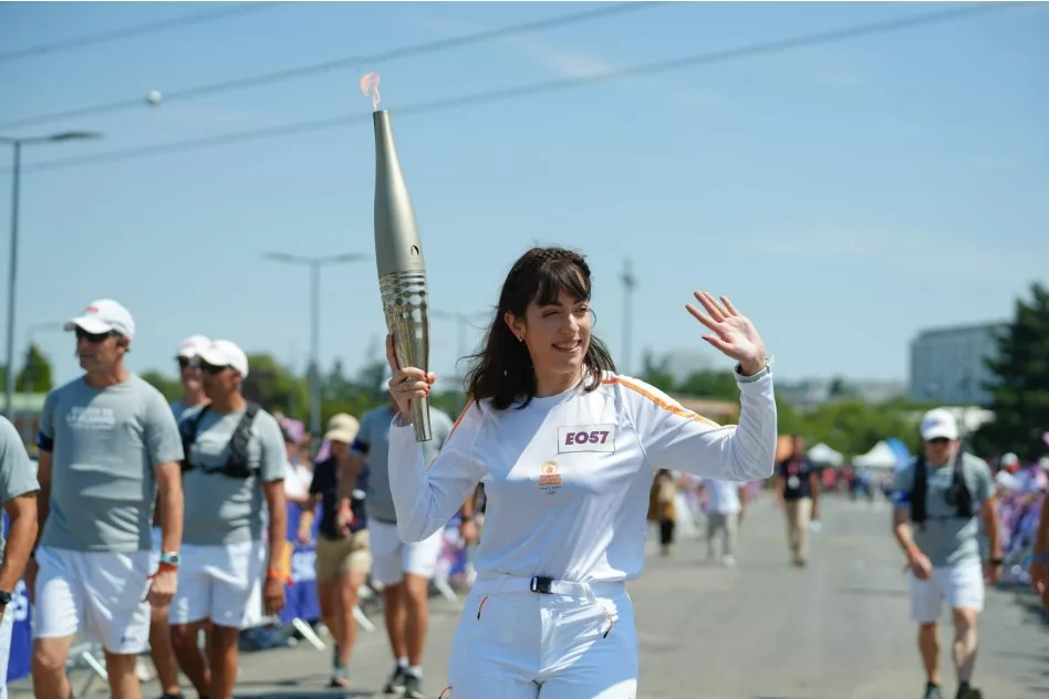 Relais de la flamme Olympique de Paris 2024 à Sarcelles.